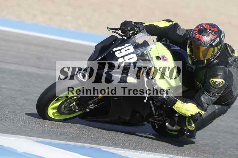 /Archiv-2025/01 24.-27.01.2025 Moto Center Thun Jerez/rot-red/199